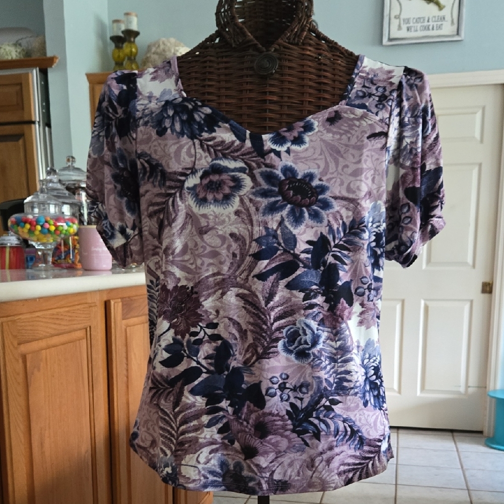Fitted Cream Blouse with Blue Floral Design